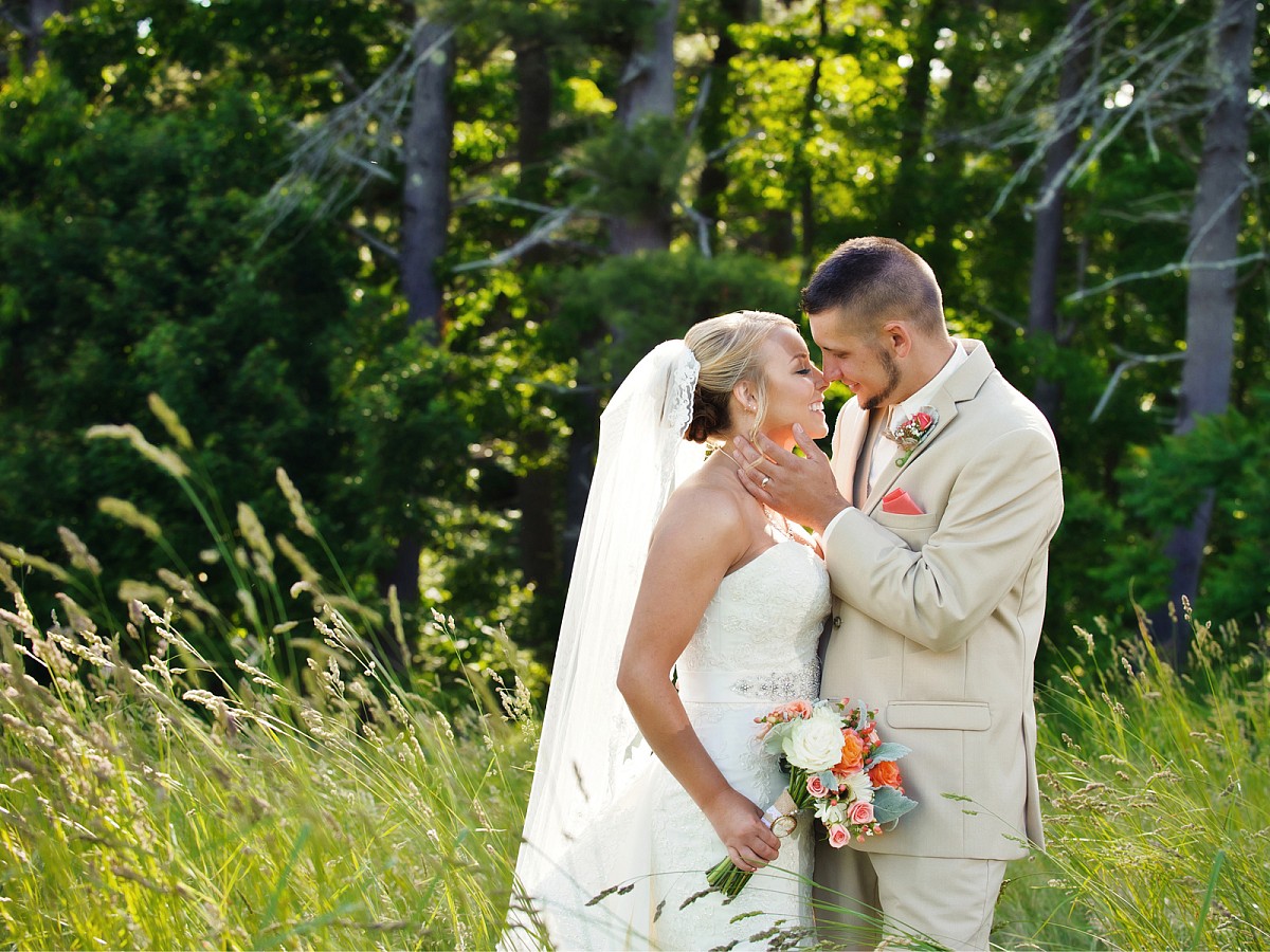 Weddings-Mountain-Farm-Field-Bridal-Portrait.jpg